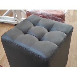 Пуфик-банкетка с прошивкой для примерки обуви (черно-серый куб)