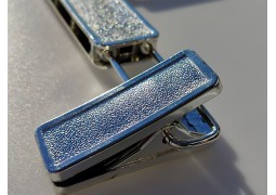 .Прищіпка джинсова з хромованою планкою на 31 см.