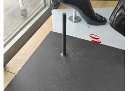 Підставка-платформа під ростовий манекен