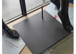 Підставка-платформа під ростовий манекен